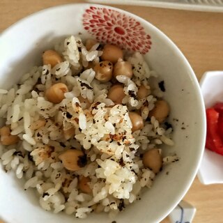 ひよこ豆の炊き込みご飯